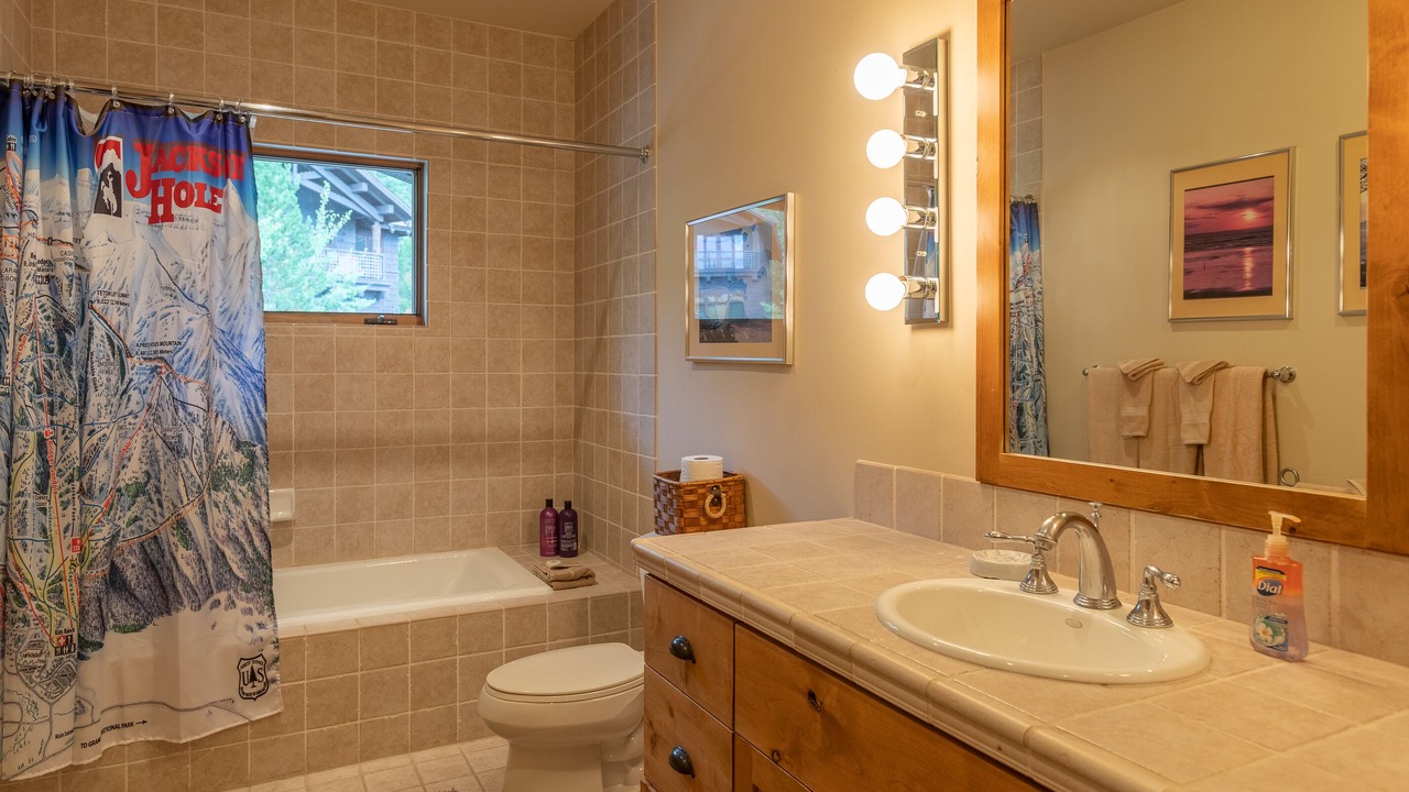 Photo of Bathroom in Granite Ridge