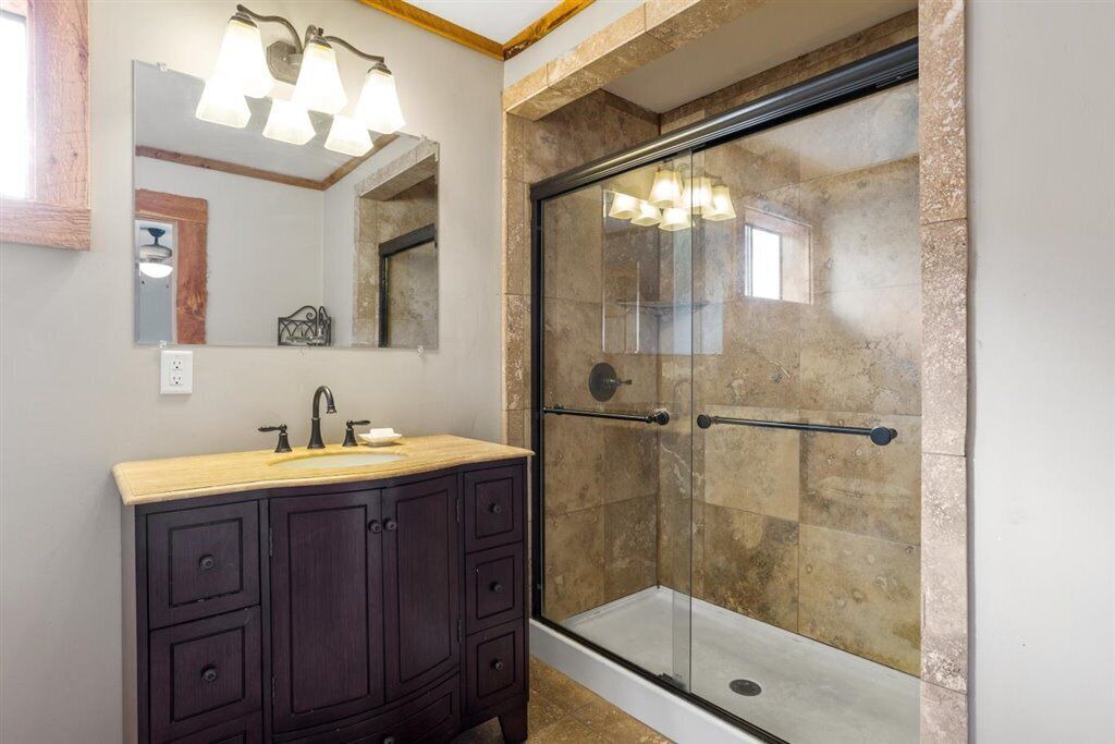 Photo of Bathroom in Fishtail
