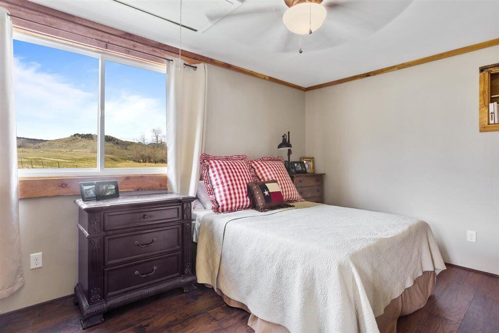 Photo of Bedroom in Fishtail