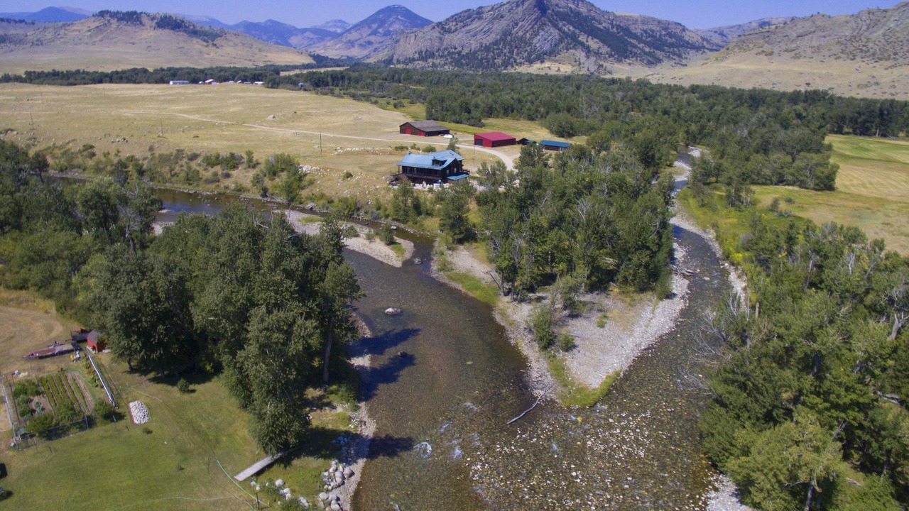 Photo of Outdoor in Fishtail