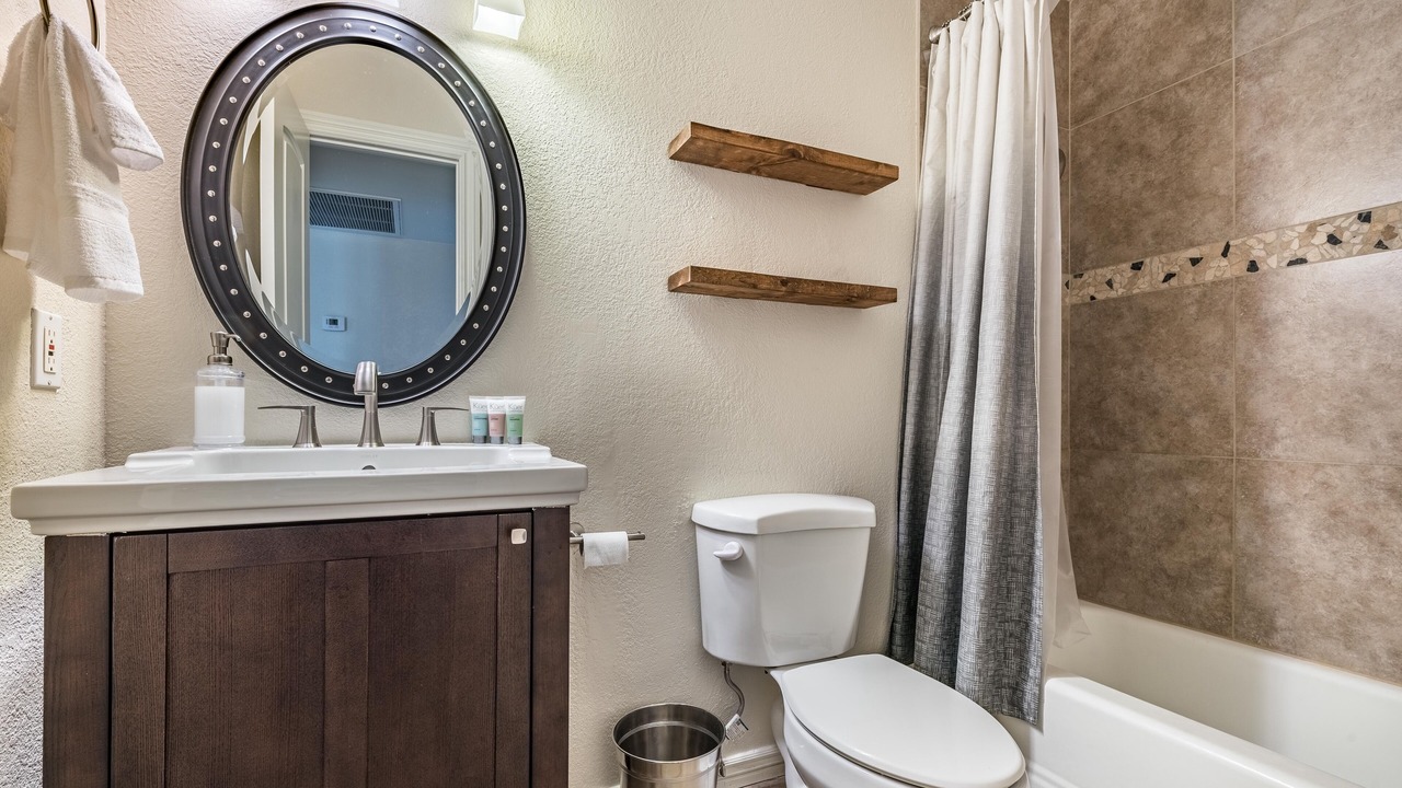 Photo of Bathroom in Parkcrest