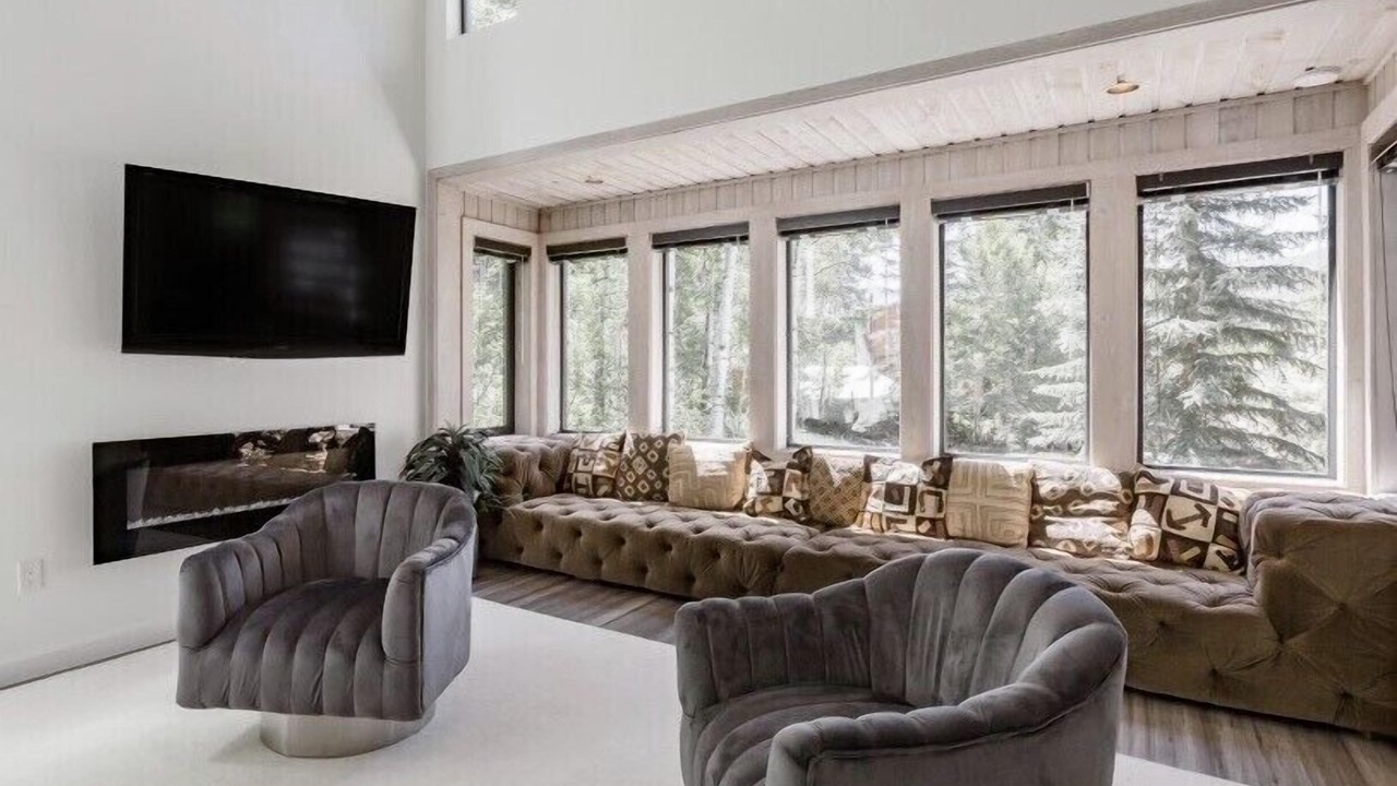 Photo of Livingroom in Mountain Valley