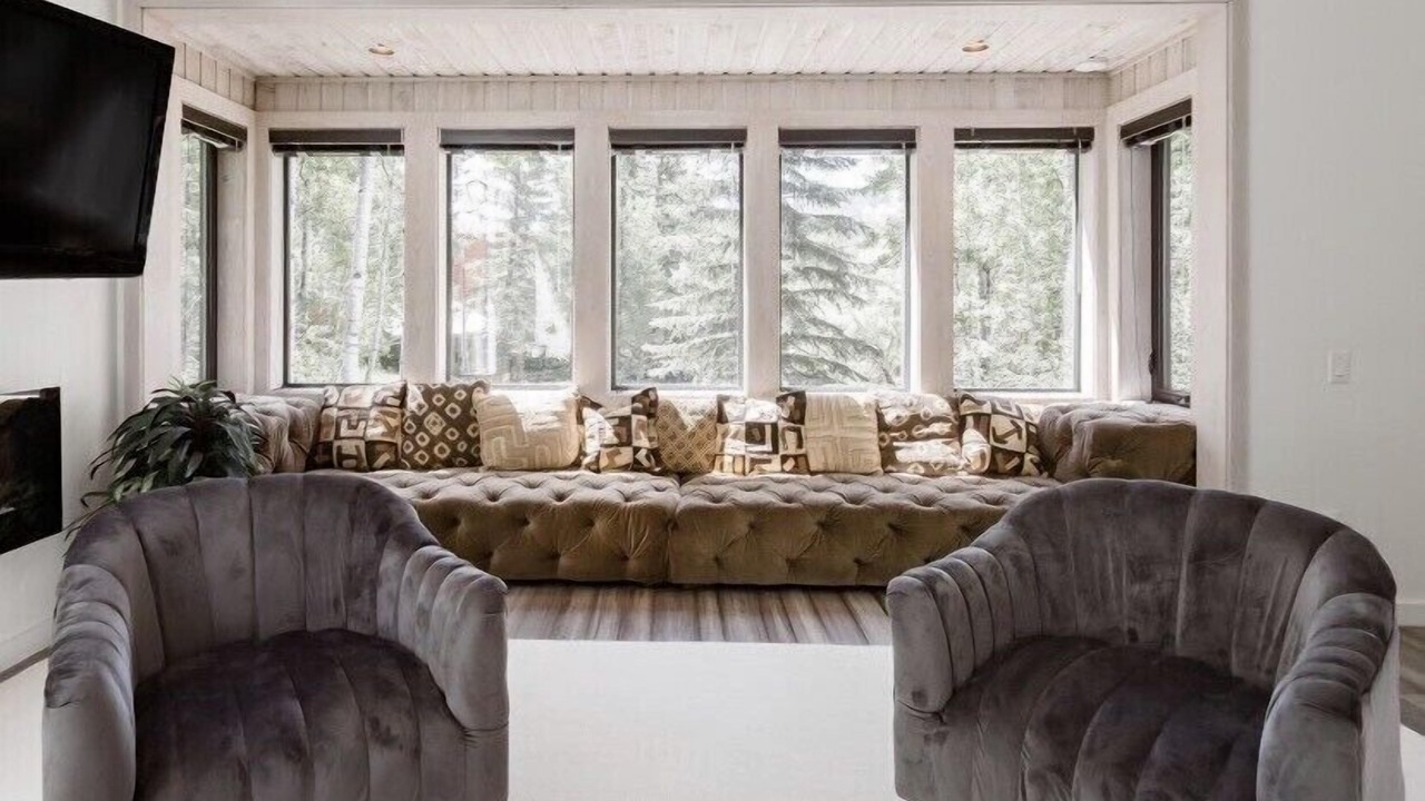 Photo of Livingroom in Mountain Valley