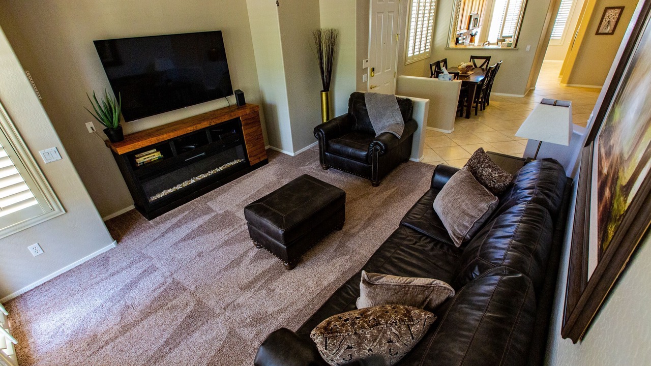 Photo of Livingroom in Alta Mesa