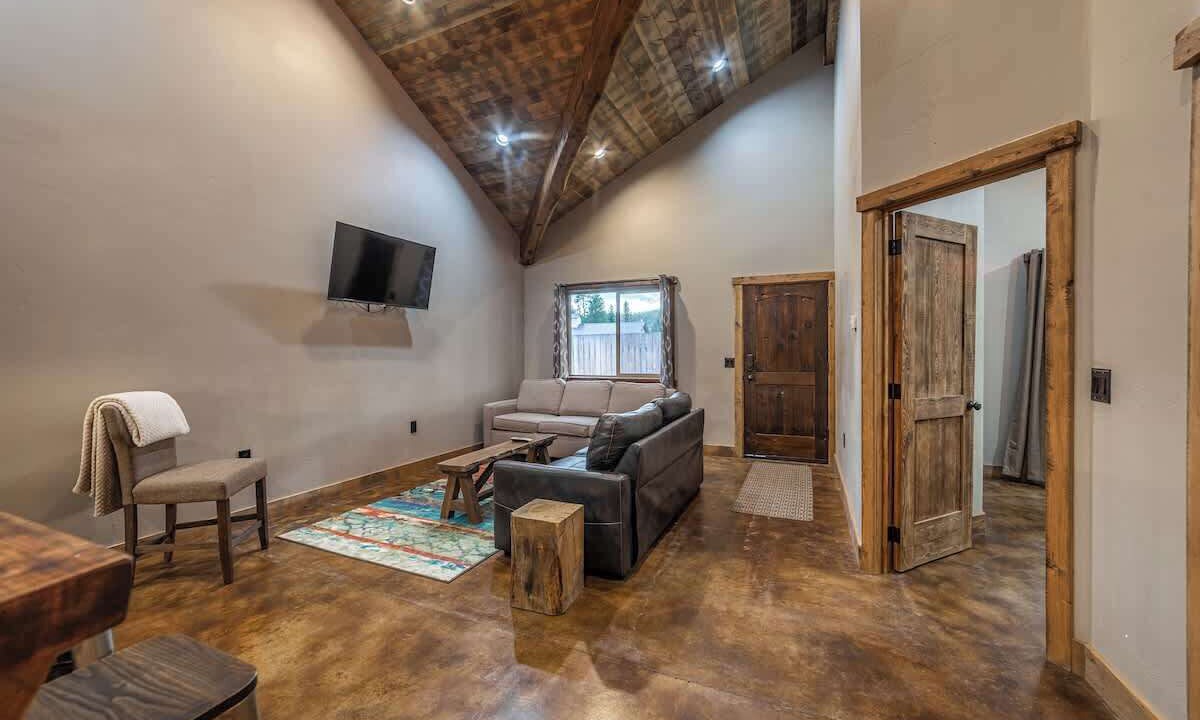 Photo of Livingroom in Coram