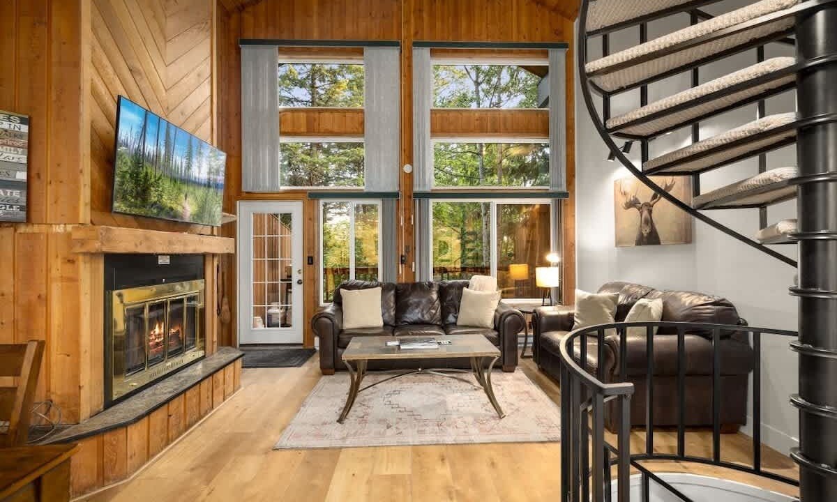 Photo of Livingroom in Whitefish