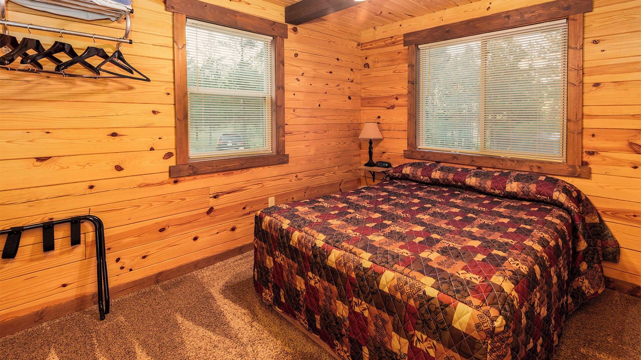 Photo of Bedroom in Hill City