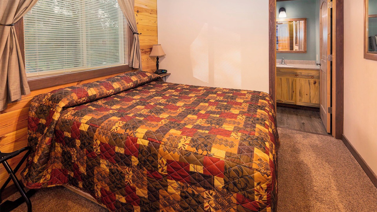 Photo of Bedroom in Hill City