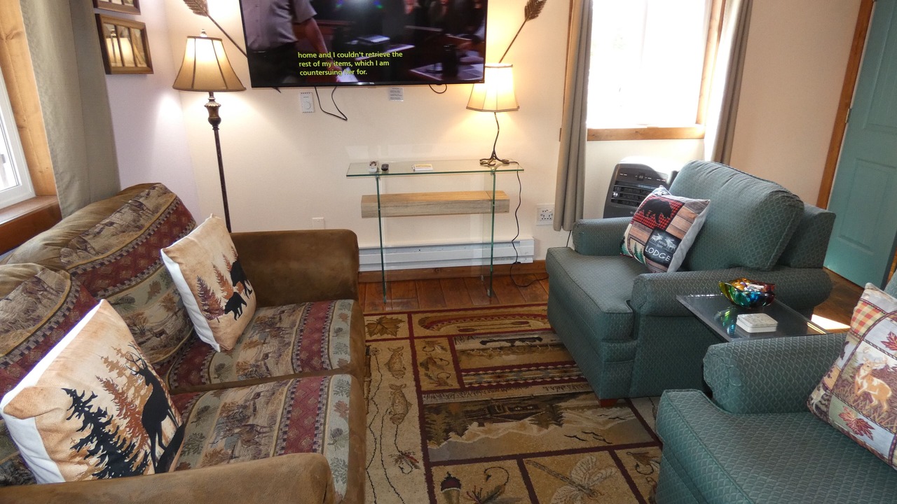 Photo of Livingroom in West Yellowstone