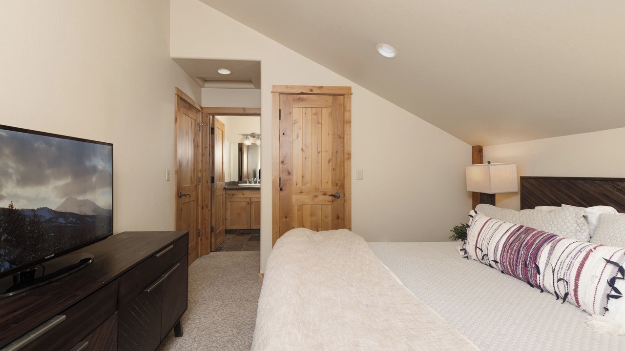 Photo of Bathroom in Big Sky