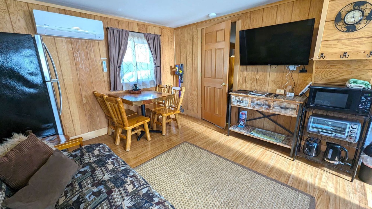 Photo of Livingroom in Gardiner