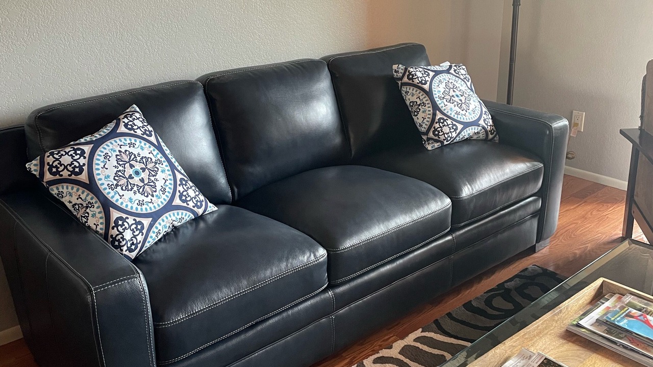 Photo of Livingroom in Paradise Valley Village