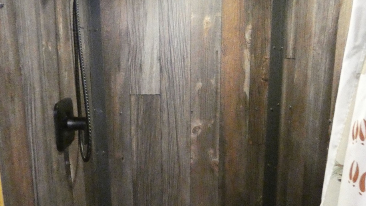 Photo of Bathroom in West Yellowstone