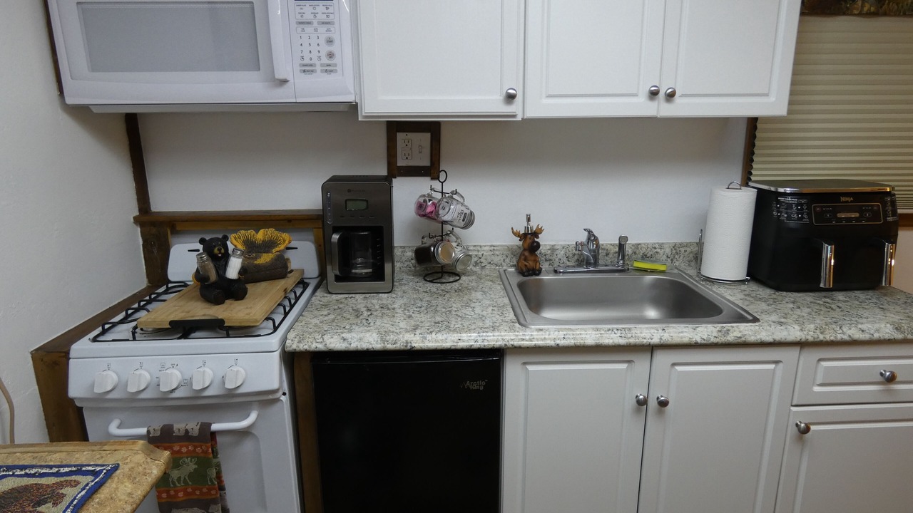 Photo of Kitchen in West Yellowstone