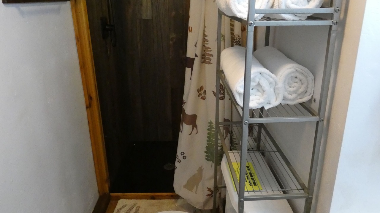 Photo of Bathroom in West Yellowstone