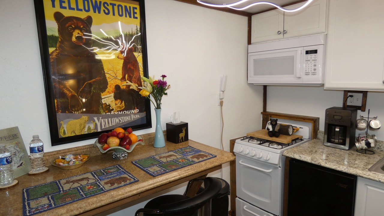 Photo of Kitchen in West Yellowstone
