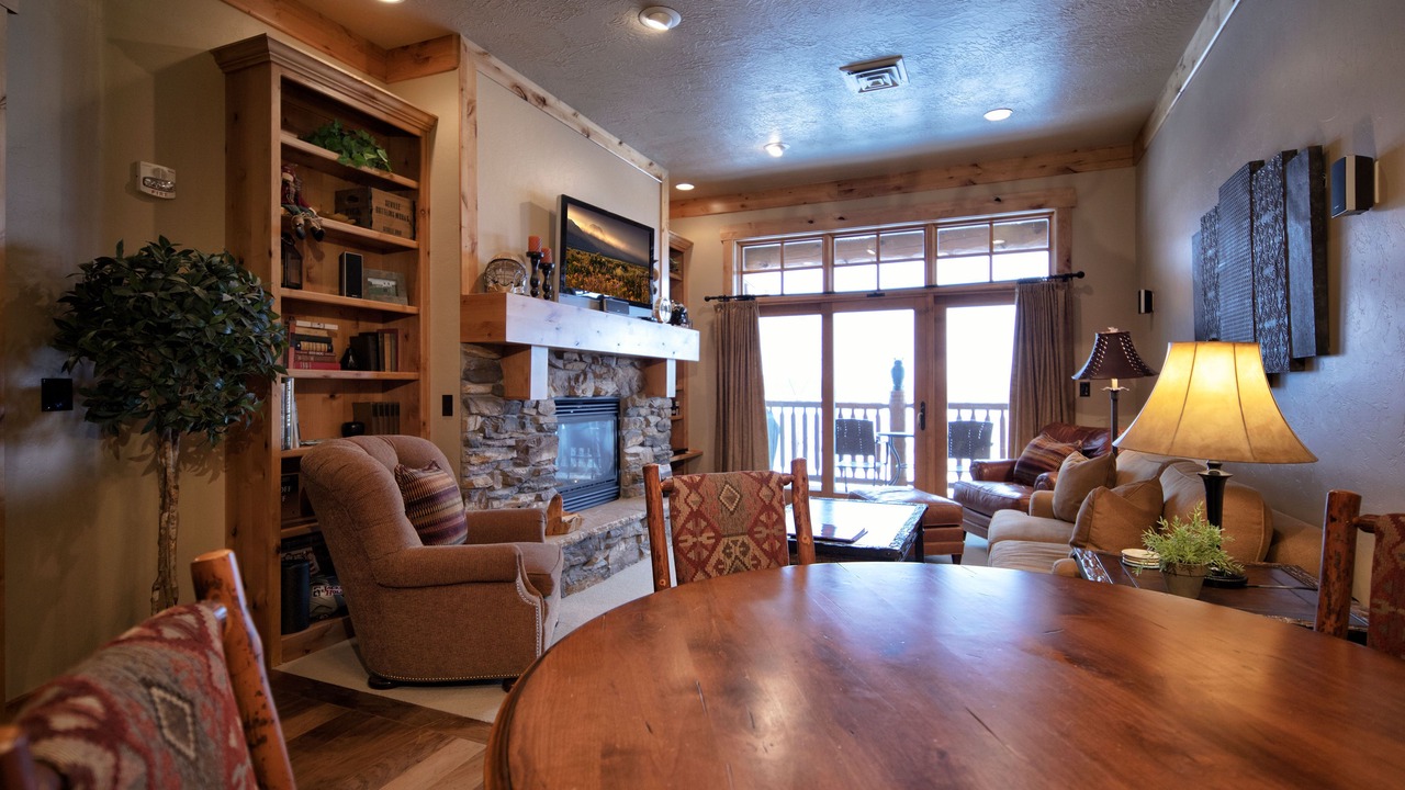 Photo of Livingroom in Victor