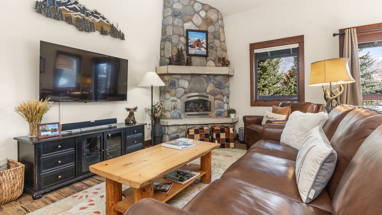 Photo of Livingroom in Steamboat Springs