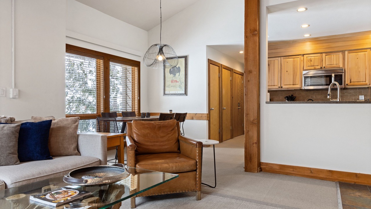 Photo of Livingroom in Teton Village