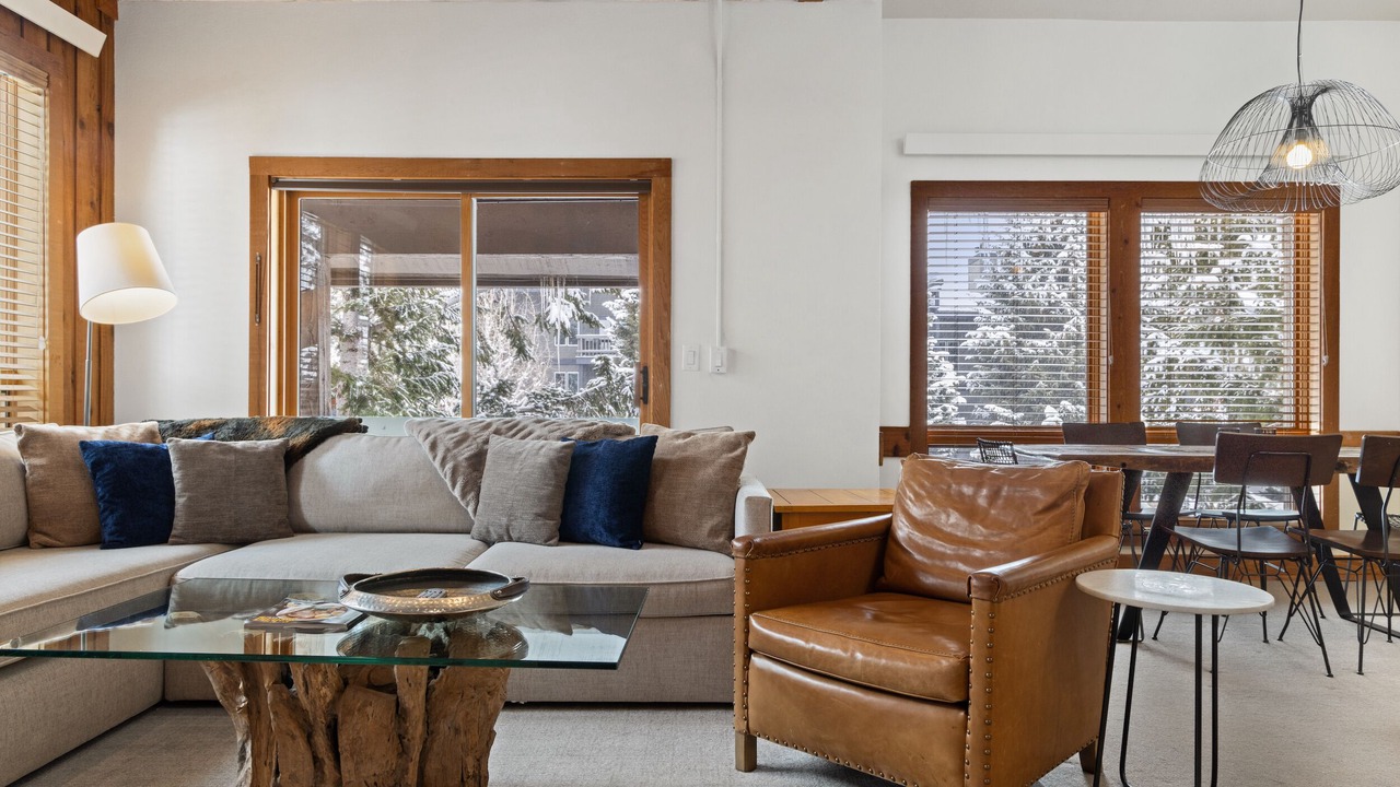 Photo of Livingroom in Teton Village
