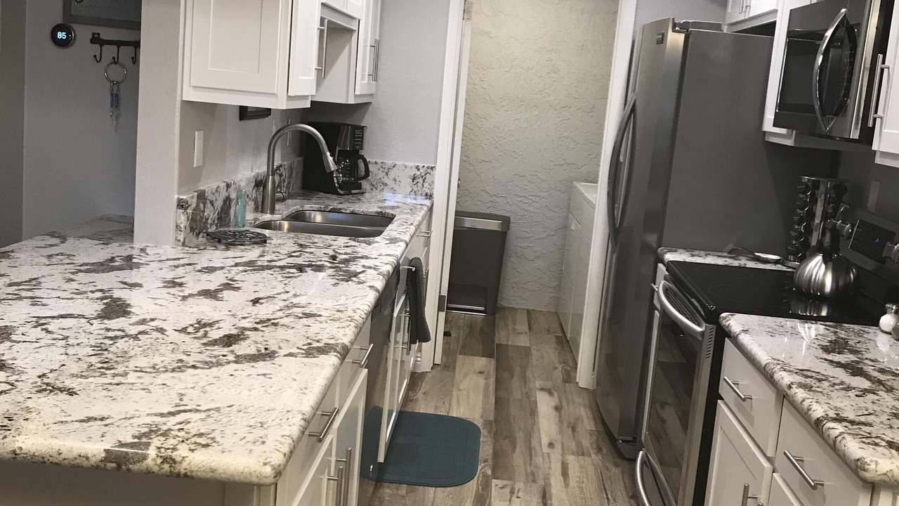 Photo of Kitchen in Desert Shores