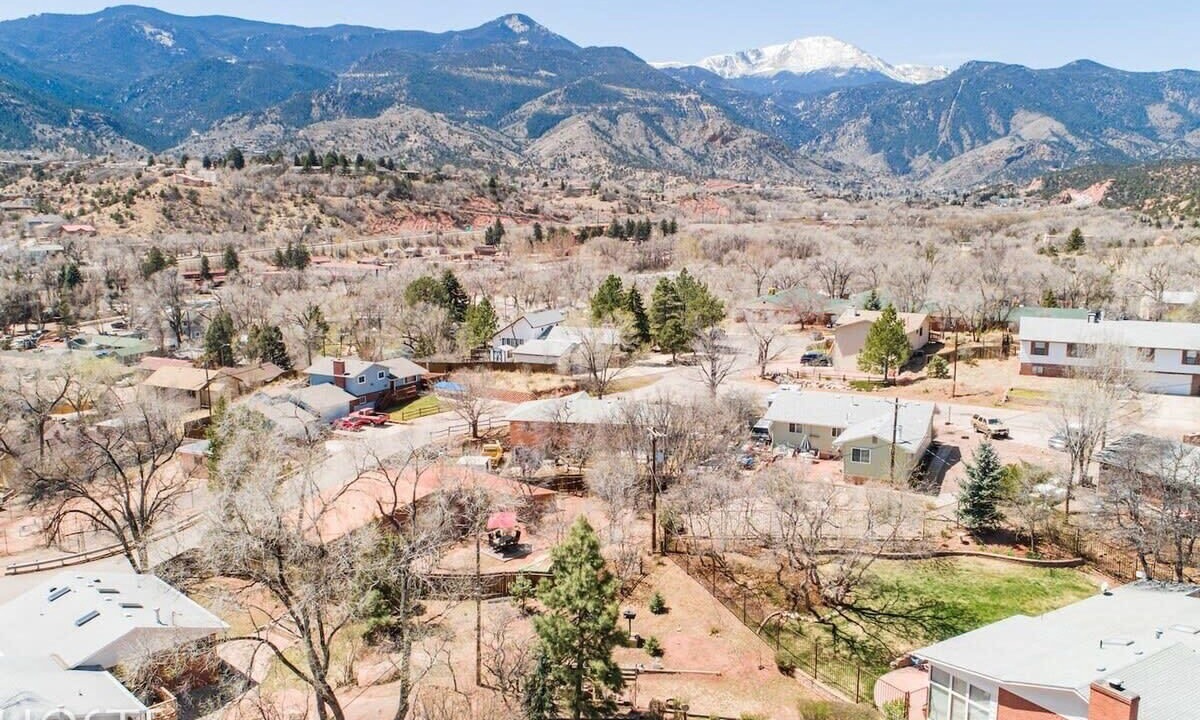 Photo of Outdoor in West Colorado Springs