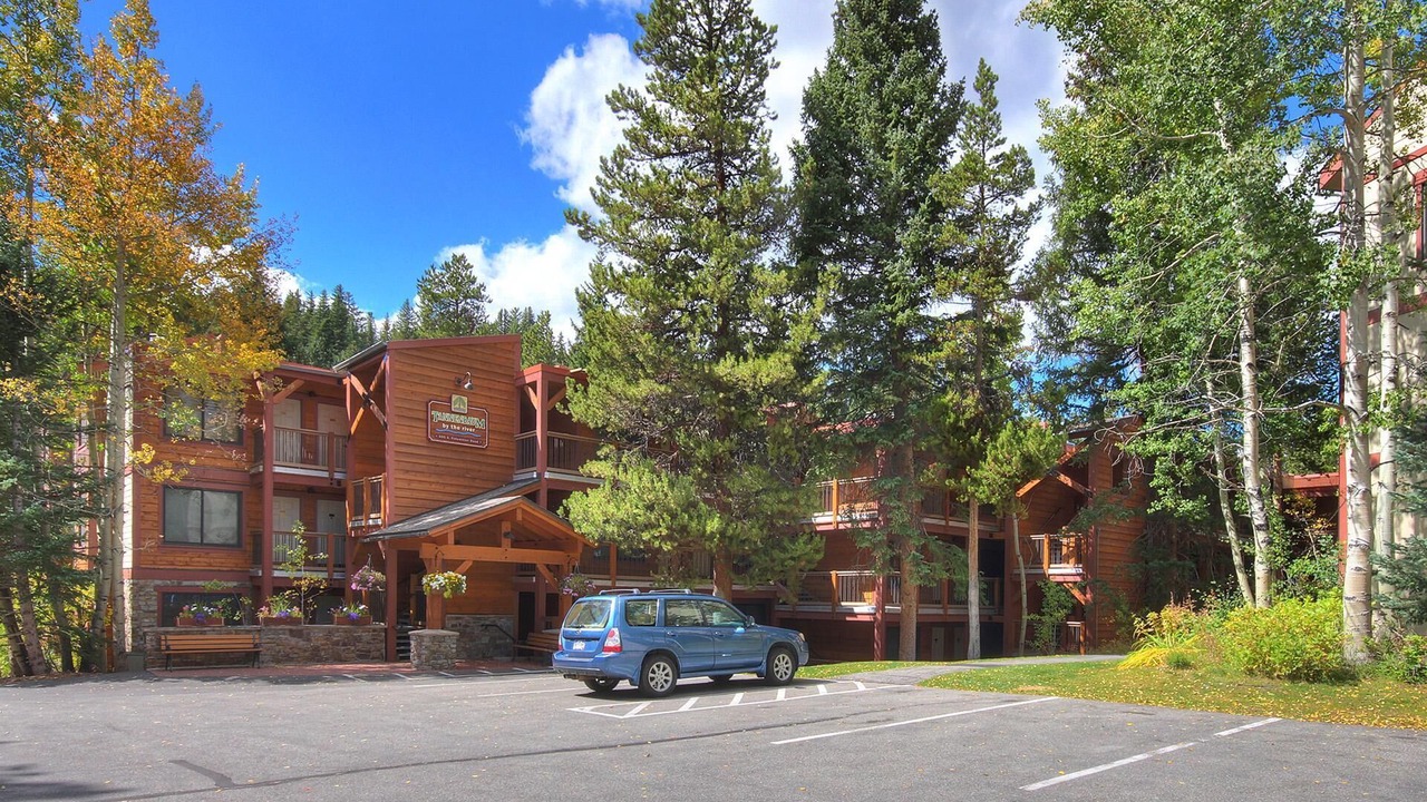 Photo of Outdoor in Peak 9