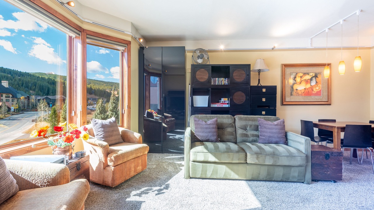 Photo of Livingroom in Copper Mountain Village