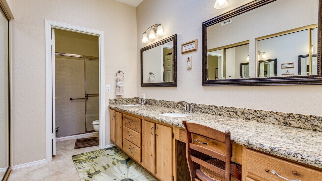 Photo of Bathroom in Alta Mesa