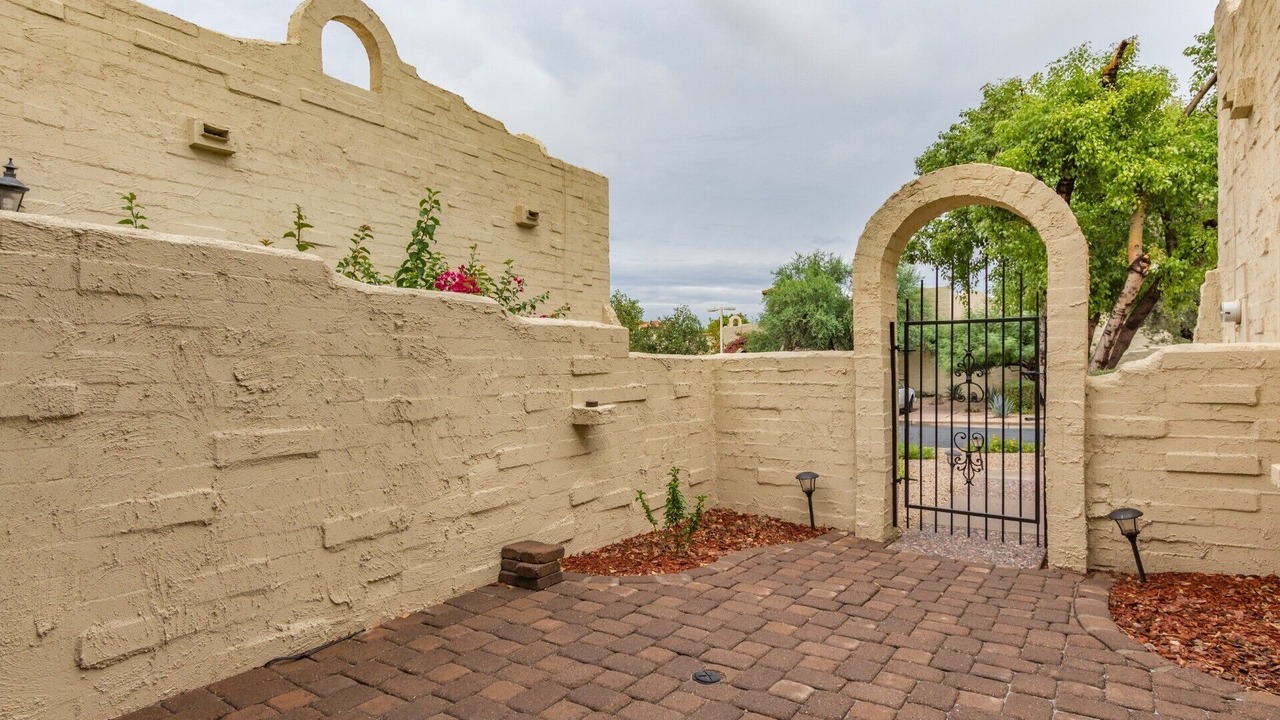 Photo of Outdoor in Alta Mesa