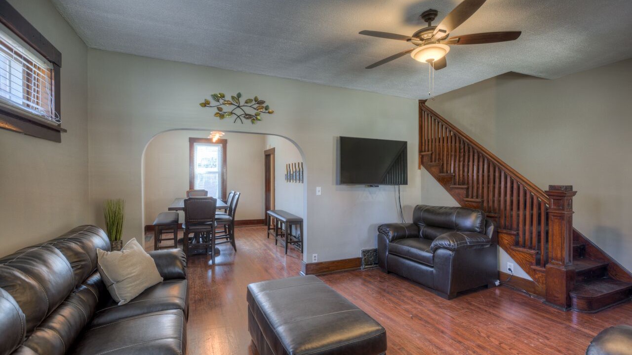Photo of Livingroom in Downtown Omaha