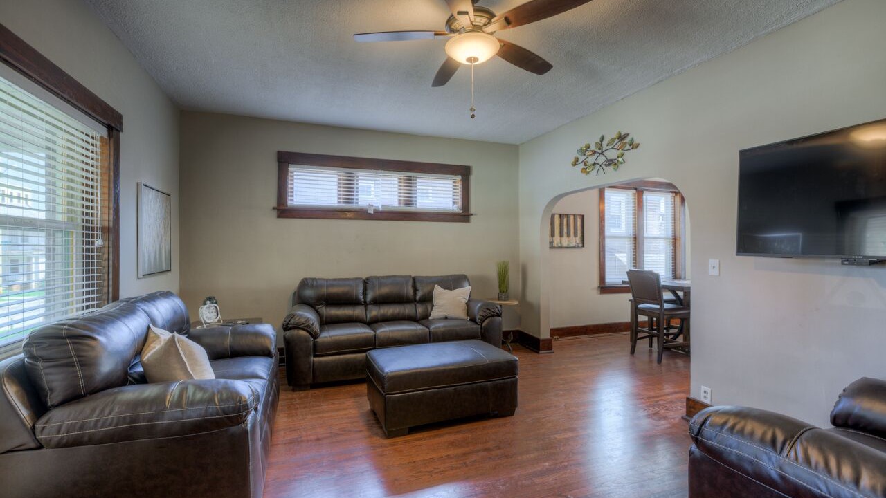 Photo of Livingroom in Downtown Omaha