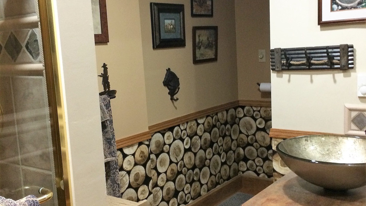 Photo of Bathroom in Red Lodge