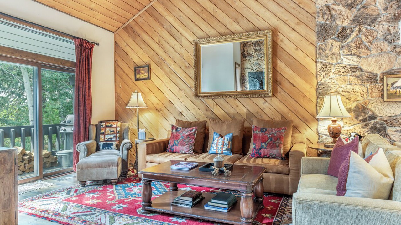 Photo of Bedroom in Avon