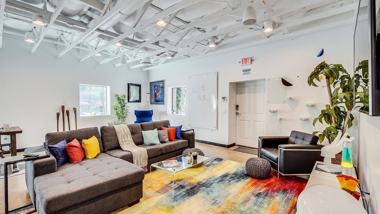 Photo of Livingroom in Arts District