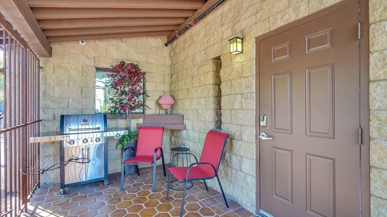 Photo of Patio Balcony in Arts District