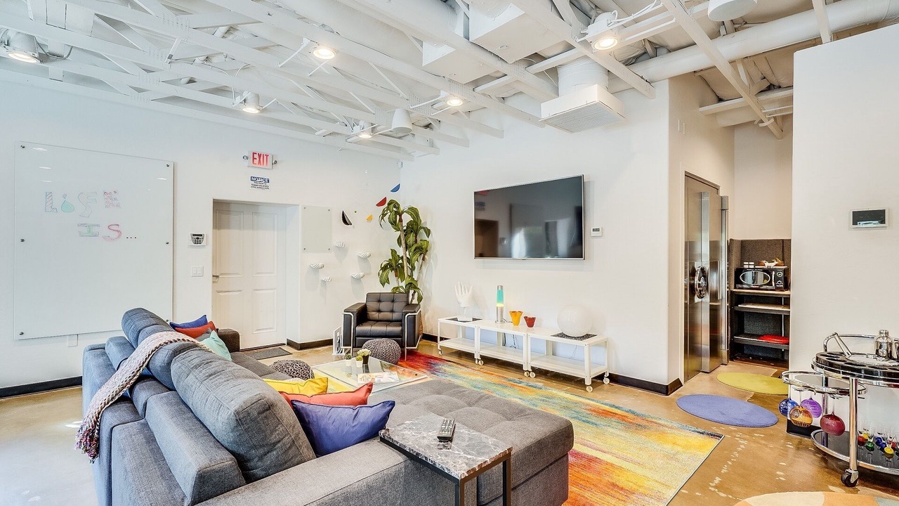 Photo of Livingroom in Arts District