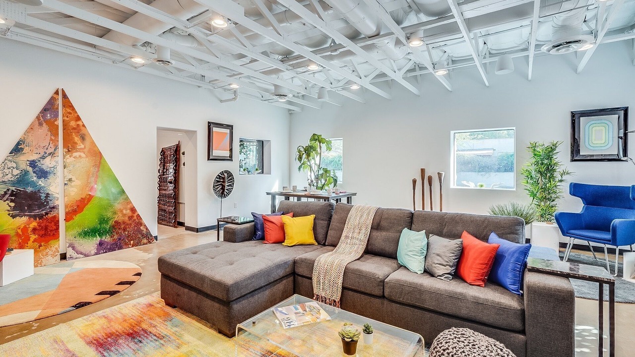 Photo of Livingroom in Arts District