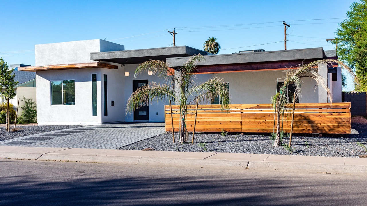 Photo of Outdoor in Cox Heights
