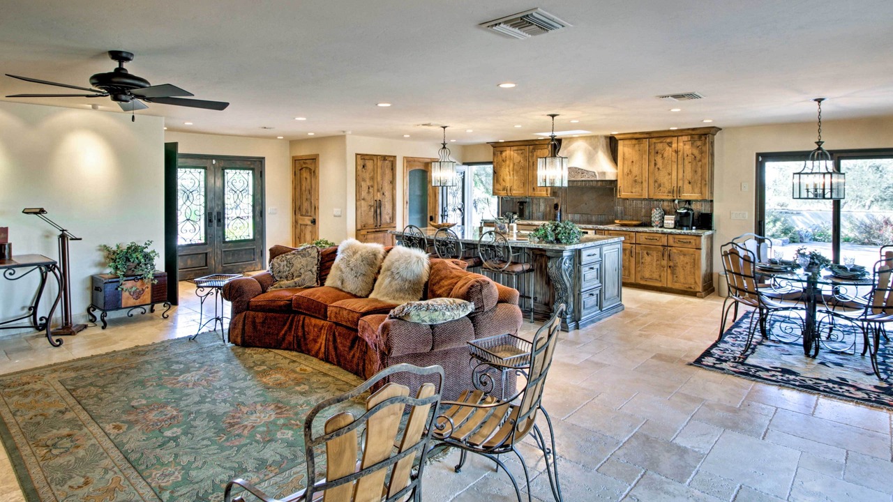 Photo of Livingroom in Tortolita