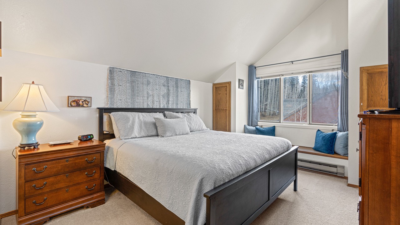 Photo of Bedroom in Purgatory