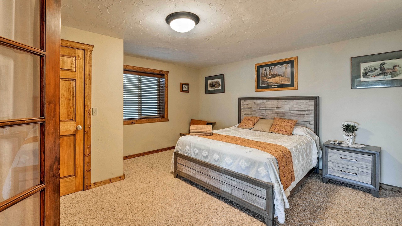 Photo of Bedroom in Star Valley Ranch