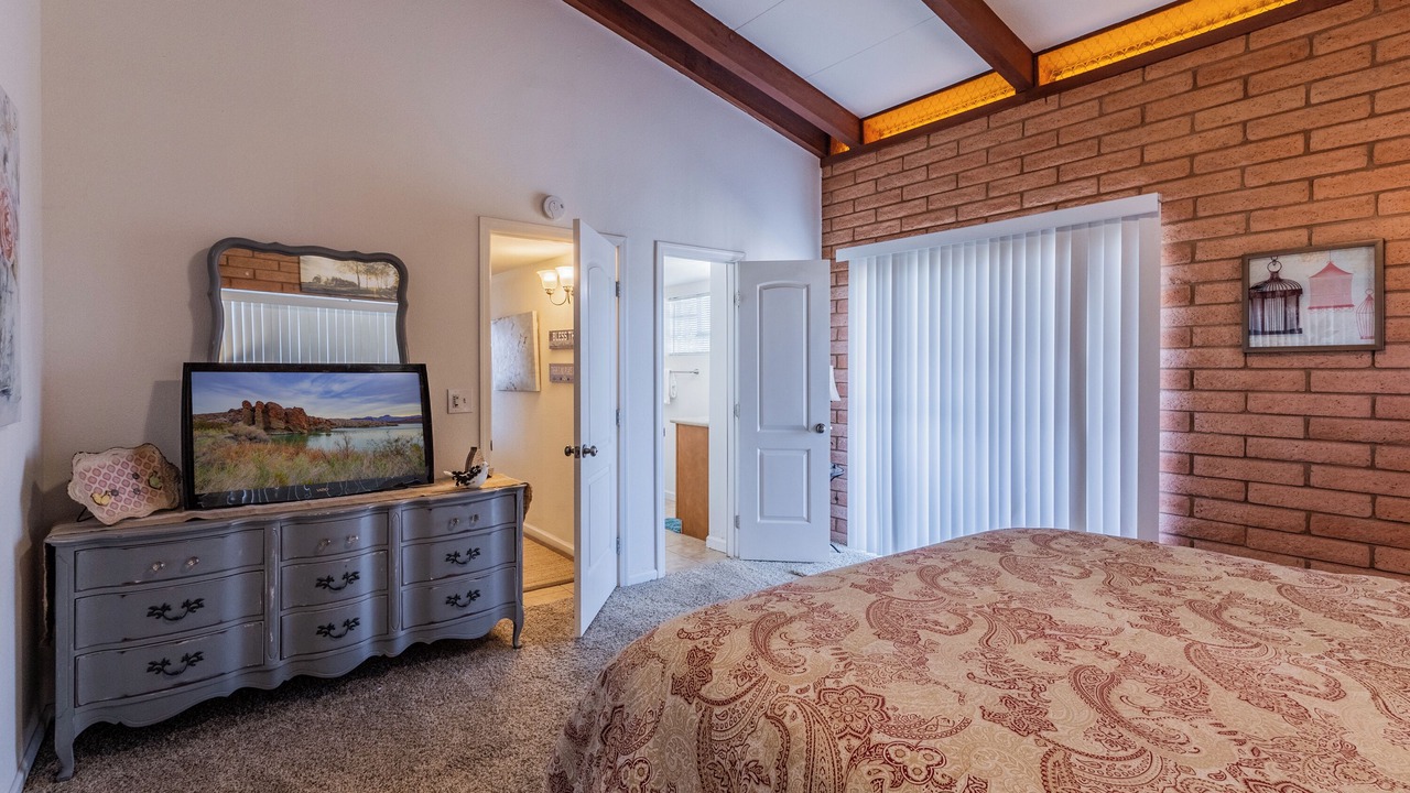 Photo of Bedroom in Lake Havasu City
