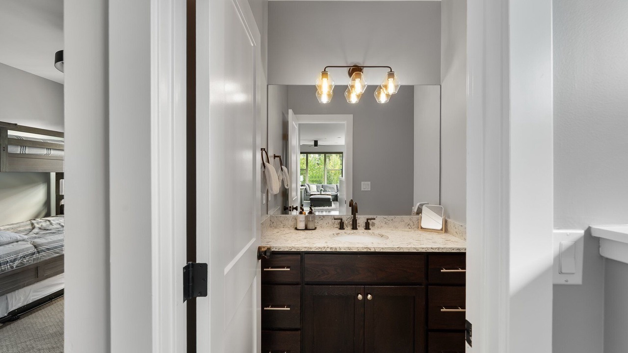 Photo of Bathroom in Rendezvous