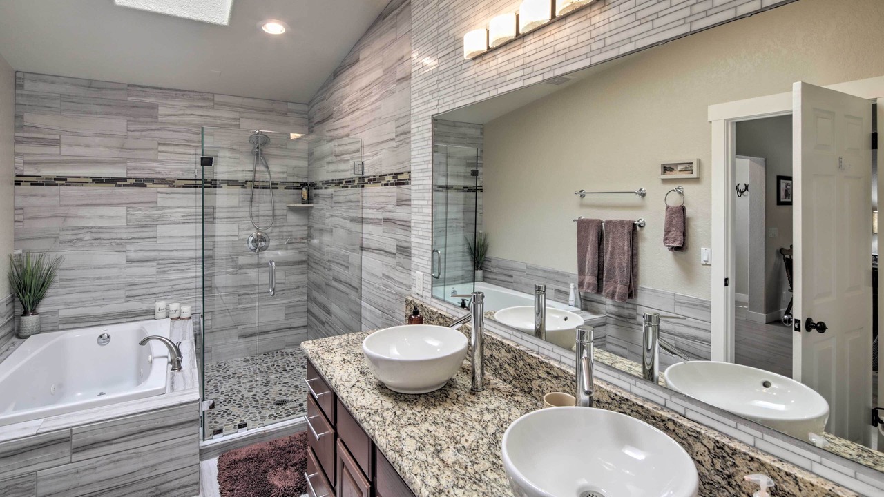 Photo of Bathroom in Lake Havasu City