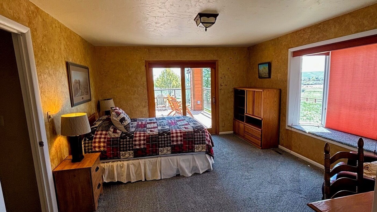 Photo of Bedroom in Pinedale