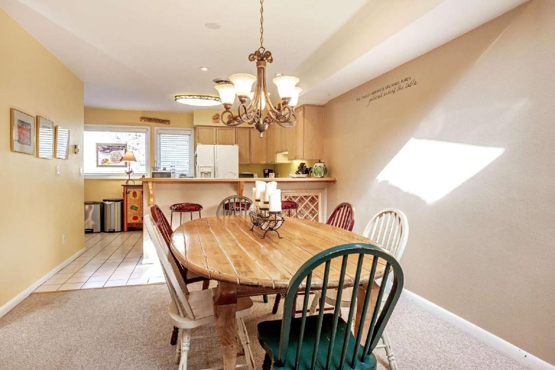 Photo of Livingroom in Intermountain