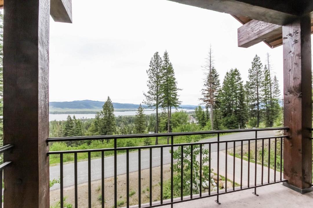 Photo of Patio Balcony in Tamarack Resort