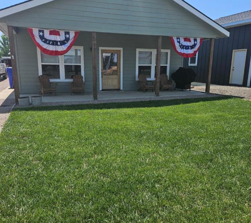 Photo of Others in Pierre