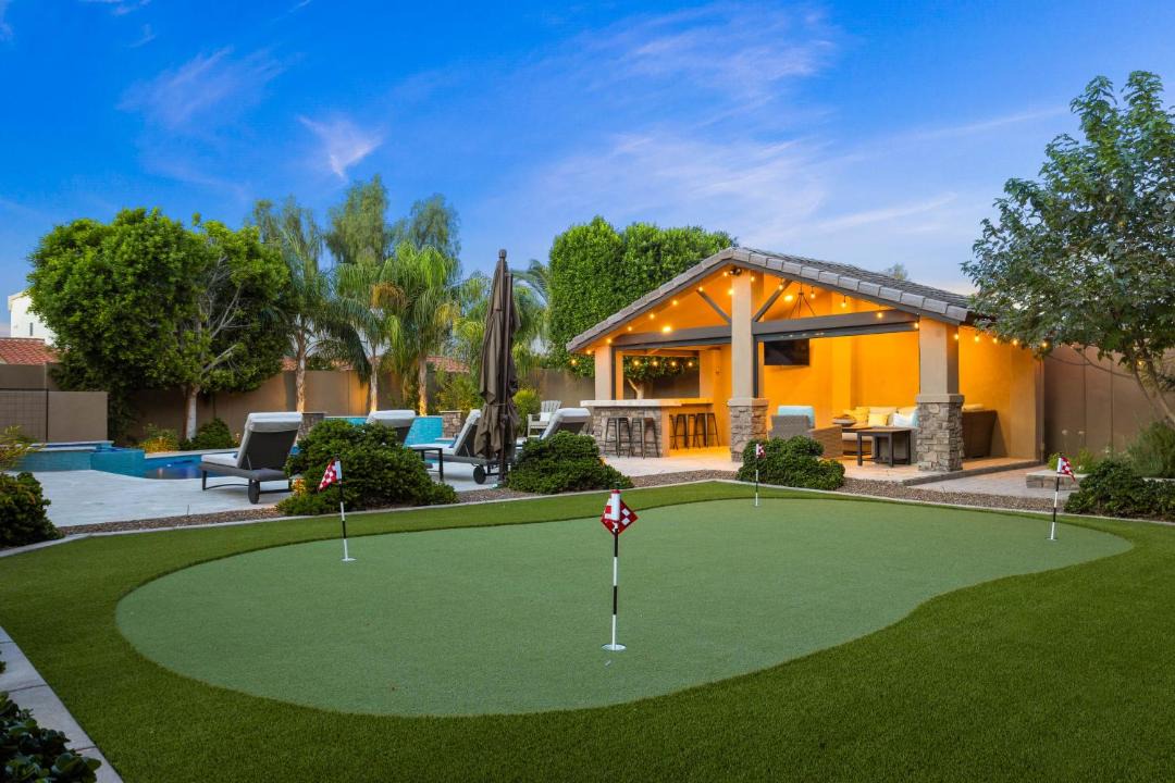 Photo of Others in Paradise Valley Village